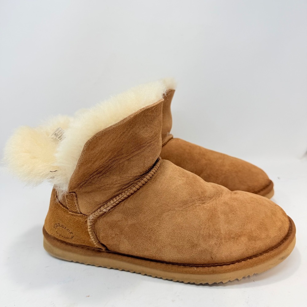 Fireside by Dearfoams Sydney Chestnut Suede Shearling Boots Womens 10.5 EU 42